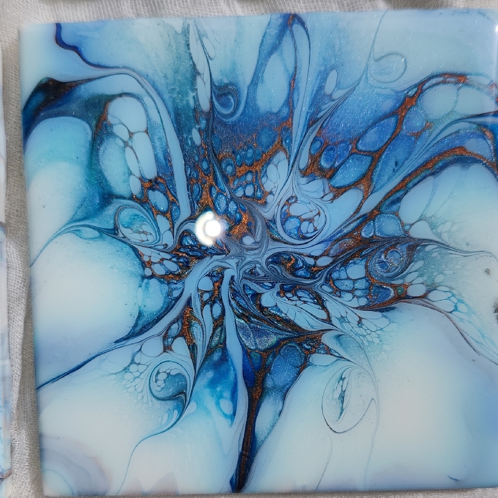 Hand Crafted Resin Painted Coasters Floral Home Decor Decorative Drink Set 4 - Picture 6 of 12